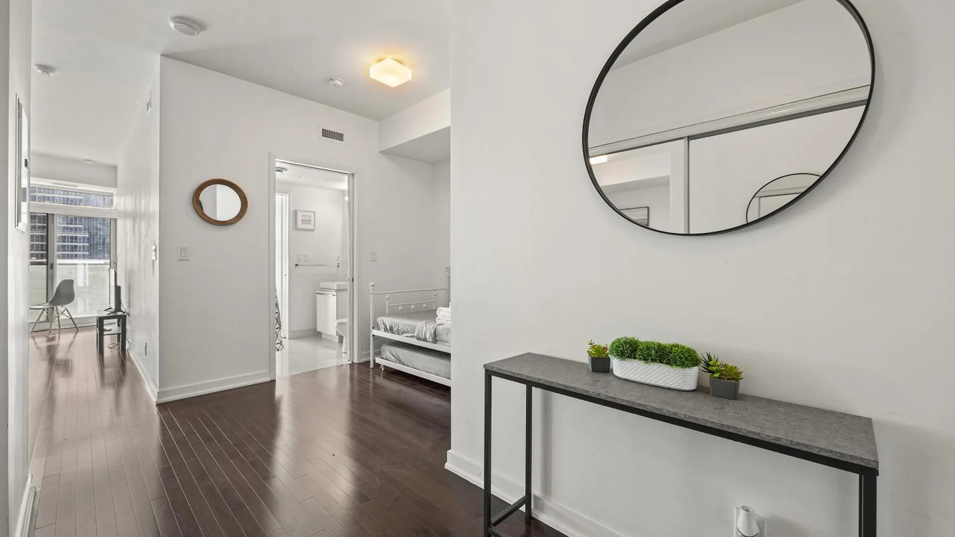Cozy Downtown Toronto Suites Apartman