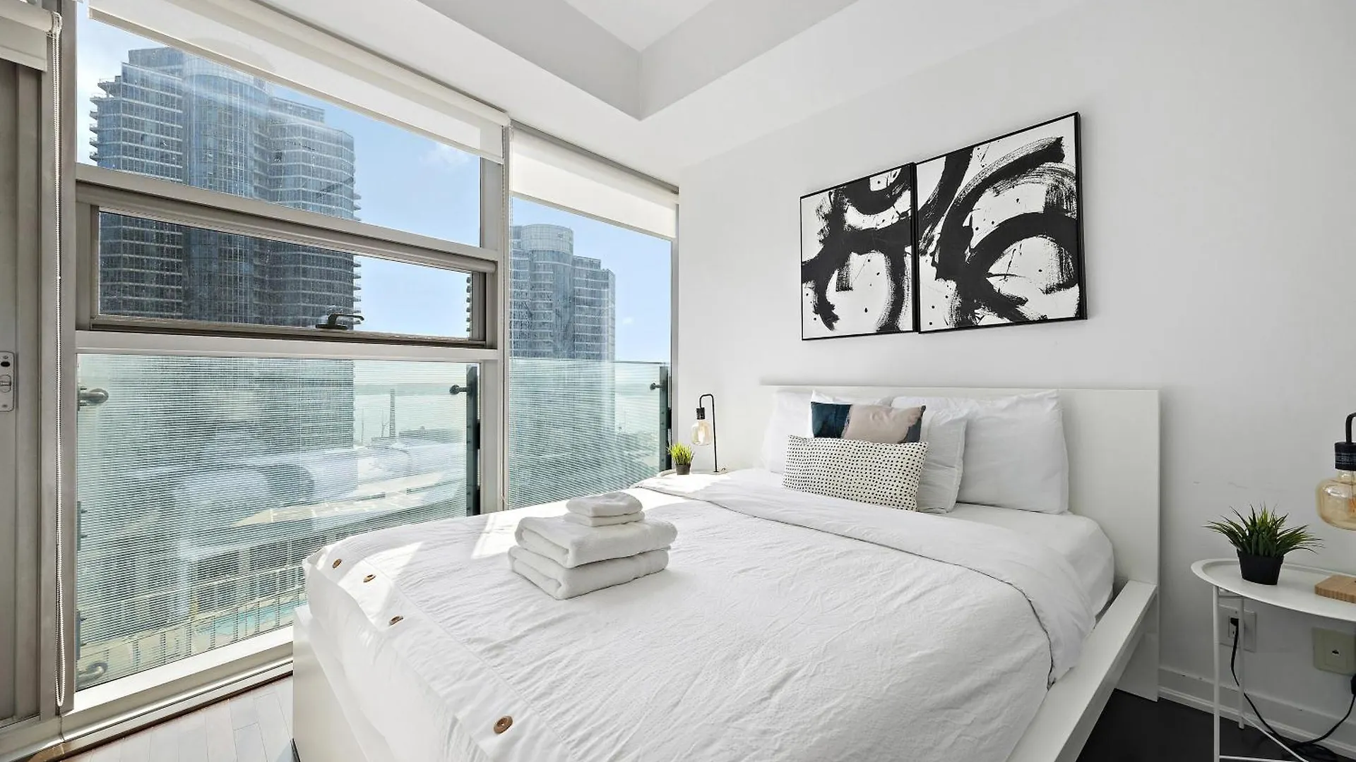 Cozy Downtown Toronto Suites Apartman